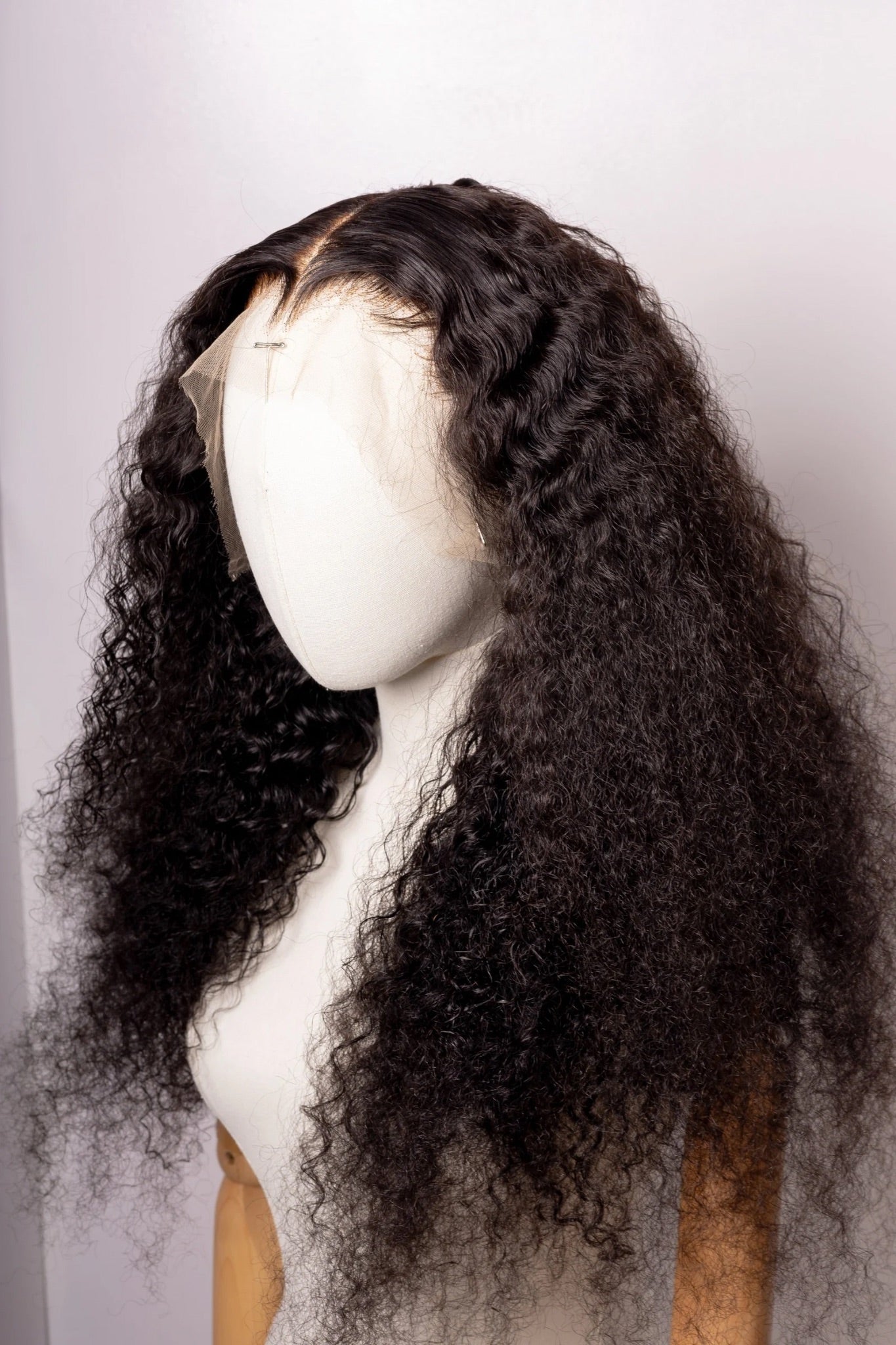 Bleached plucked and styled 26” waterwave 13 x 6 HD 200%